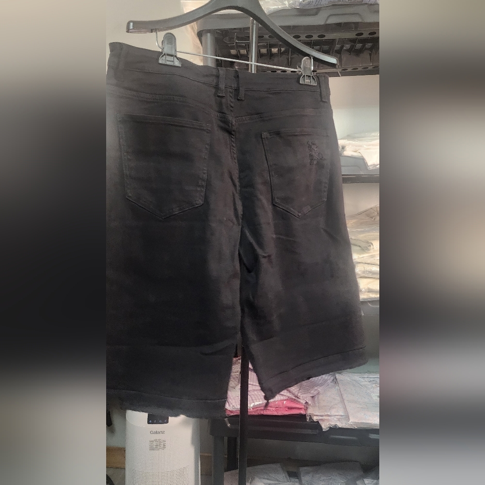 Men's Black Distressed Shorts - Picture 3 of 5